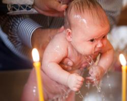 Что нужно купить для крещения ребенка, что дарить?